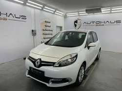 Weiß Gebraucht 2013 Renault Scénic III Initiale Paris Van / Kleinbus | 5.990 € (Fairer Preis)