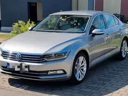 Grau Gebraucht 2015 VW Passat Comfortline Limousine | 16.999 € (Fairer Preis)