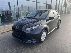 Schwarz Neu 2025 Mazda 2 Center-Line Limousine | 24.990 € (Etwas zu teuer)