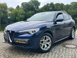 Blau Gebraucht 2022 Alfa Romeo Stelvio Super SUV | 21.897 € (Superpreis)