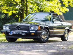 Grau Gebraucht 1987 Mercedes 560 Cabrio | 29.000 €