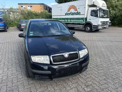 Schwarz Gebraucht 2006 Skoda Fabia Classic Kleinwagen | 2.000 € (Fairer Preis)