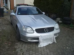 Silber Gebraucht 2001 Mercedes SLK230 Cabrio | 2.600 € (Guter Preis)