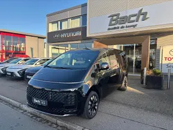 Abyss black Gebraucht 2025 Hyundai Staria Signature Van | 52.780 € (Superpreis)