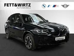 Schwarz Gebraucht 2023 BMW iX3 Sport Line SUV | 44.444 € (Superpreis)