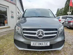 Grau Gebraucht 2020 Mercedes V220 Van / Kleinbus | 23.500 € (Superpreis)