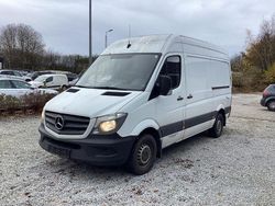 Weiß Gebraucht 2014 Mercedes 316 Van | 9.374 €