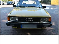 Gelb Gebraucht 1979 Audi 80 Limousine | 12.500 €