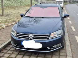 Blau Gebraucht 2012 VW Passat Comfortline Kombi | 9.000 € (Etwas zu teuer)