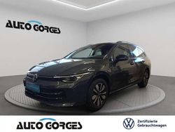 Grau (delfingrau metallic) Gebraucht 2024 VW Golf VIII Kombi | 27.985 € (Etwas zu teuer)