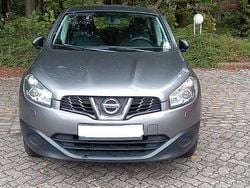 Grau Gebraucht 2013 Nissan Qashqai 360º SUV | 7.300 € (Fairer Preis)