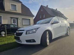 Weiß Gebraucht 2012 Chevrolet Cruze LTZ Kombi | 3.350 € (Fairer Preis)