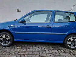 Blau Gebraucht 2000 VW Polo Kleinwagen | 888 € (Etwas zu teuer)