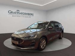 Magneticgrau (metallic) Neu 2025 Ford Focus Titanium Kombi | 28.980 € (Teuer)
