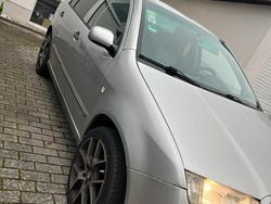 Grau Gebraucht 2006 Skoda Fabia Kleinwagen | 850 € (Guter Preis)