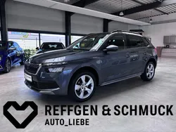 Grau (quarzgrau) Gebraucht 2020 Skoda Kamiq Style SUV | 20.880 € (Fairer Preis)