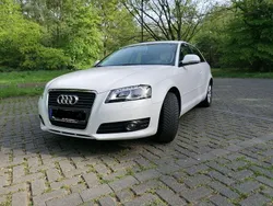 Weiß Gebraucht 2009 Audi A3 Ambiente Limousine | 7.450 € (Fairer Preis)