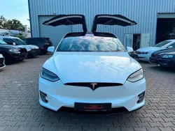 Weiß Gebraucht 2016 Tesla Model X SUV | 39.000 € (Teuer)