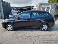 Schwarz Gebraucht 2015 Skoda Fabia Active Kleinwagen | 5.950 € (Fairer Preis)