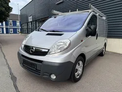 Silber Gebraucht 2013 Opel Vivaro Van | 16.980 €