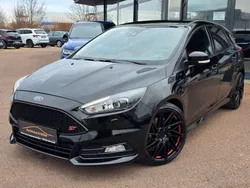 Schwarz Gebraucht 2015 Ford Focus ST Limousine | 15.999 € (Fairer Preis)