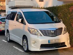 Weiß Gebraucht 2008 Toyota Alphard Van / Kleinbus | 20.000 €