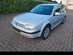 Silber Gebraucht 1999 VW Golf IV Kleinwagen | 350 € (Superpreis)