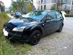 Blau Gebraucht 2005 Ford Focus Limousine | 1.500 € (Fairer Preis)