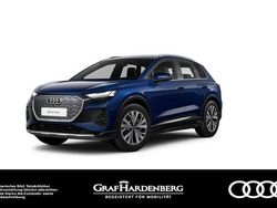 Navarrablau metallic Gebraucht 2022 Audi Q4 e-tron Ambiente SUV | 32.980 € (Fairer Preis)