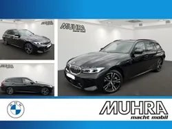Schwarz Gebraucht 2024 BMW 330e M Sport Kombi | 44.440 € (Fairer Preis)