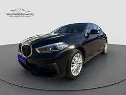 Schwarz Gebraucht 2021 BMW 120 Advantage Kleinwagen | 24.500 € (Fairer Preis)