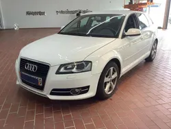 Weiß Gebraucht 2012 Audi A3 Sportback Ambition Limousine | 8.900 € (Etwas zu teuer)