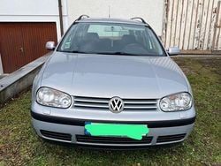 Grau Gebraucht 1999 VW Golf III Kombi | 2.400 € (Fairer Preis)