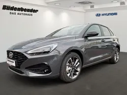 Grau Neu 2025 Hyundai i30 Advantage Limousine | 24.920 € (Etwas zu teuer)