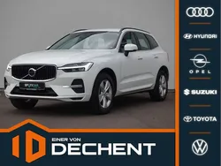 Weiß Gebraucht 2022 Volvo XC60 Momentum SUV | 34.950 € (Guter Preis)