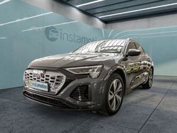 Grau Gebraucht 2024 Audi Q8 e-tron Ambiente SUV | 74.090 € (Teuer)