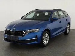 Race blue metallic Neu 2025 Skoda Octavia Selection Kombi | 32.495 € (Superpreis)