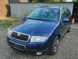 Blau Gebraucht 2001 Skoda Fabia Kombi | 499 € (Guter Preis)