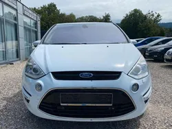 Weiß Gebraucht 2011 Ford S-MAX Titanium Van / Kleinbus | 3.500 € (Fairer Preis)