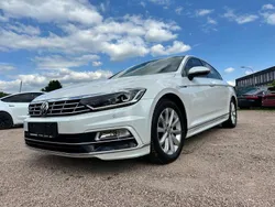 Oryxweiß perlmutteffekt Gebraucht 2015 VW Passat Highline Limousine | 19.950 € (Fairer Preis)