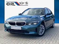 Blau Gebraucht 2021 BMW 320 Advantage Limousine | 24.050 € (Guter Preis)