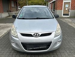 Silber Gebraucht 2009 Hyundai i20 Kleinwagen | 1.500 € (Fairer Preis)