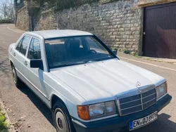 Weiß Gebraucht 1986 Mercedes 190 Limousine | 4.700 €
