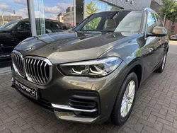 Grau Gebraucht 2022 BMW X5 Sport Line SUV | 46.410 €