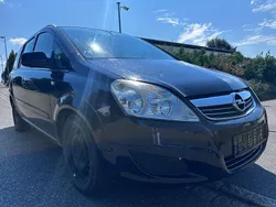 Schwarz Gebraucht 2009 Opel Zafira Edition Van / Kleinbus | 1.000 €