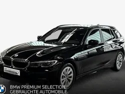 Schwarz Gebraucht 2022 BMW 320 Advantage Kombi | 24.990 € (Guter Preis)
