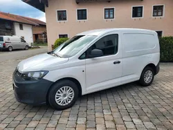 Weiß Gebraucht 2022 VW Caddy Van / Kleinbus | 12.800 € (Teuer)