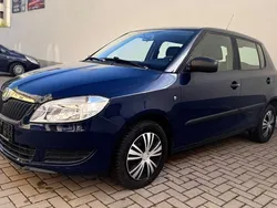 Blau Gebraucht 2011 Skoda Fabia Special Limousine | 3.200 € (Guter Preis)