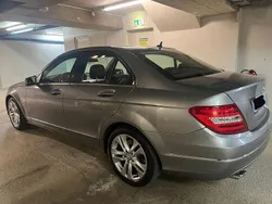 Grau Gebraucht 2011 Mercedes C220 Avantgarde Limousine | 11.500 € (Etwas zu teuer)