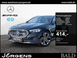 Schwarz metalliclack obsidianschwarz Gebraucht 2024 Mercedes E200 Avantgarde Kombi | 46.290 € (Fairer Preis)